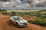 Jezdec ŠKODA Jan Kopecký vede v kategorii WRC 2