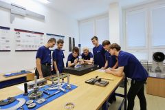 sigmundova-stredni-skola-lutin-mechanik-cnc-1-1200x800